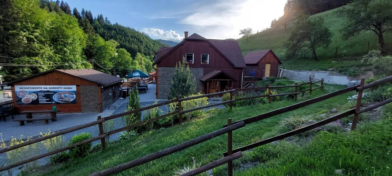 U Vesele Lisky Hotel Hutisko Kültér fotó